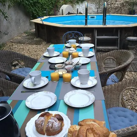 Bed & Breakfast La Cour D'ete