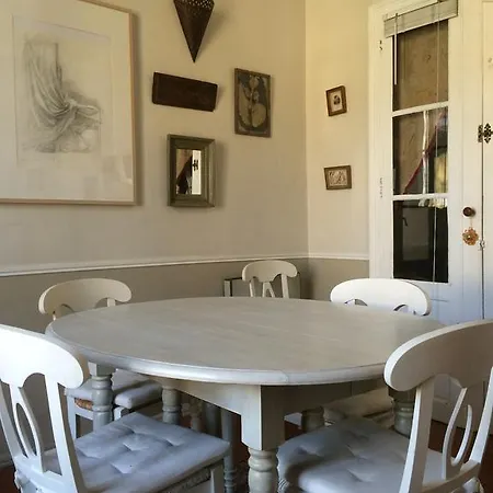 Bed & Breakfast La Cour D'ete Saint-Thibéry