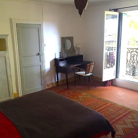Bed & Breakfast La Cour D'ete *