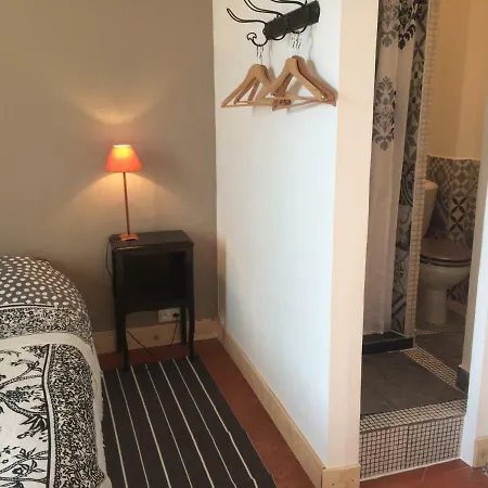 Bed & Breakfast La Cour D'ete Saint-Thibéry
