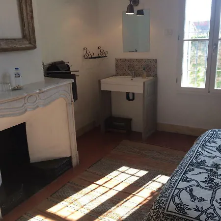 La Cour D'ete Bed & Breakfast *
