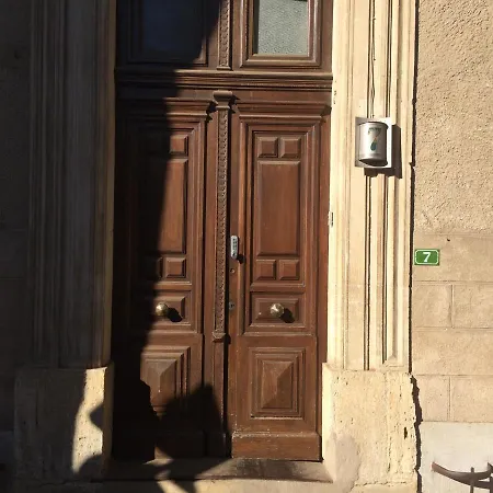 La Cour D'ete
